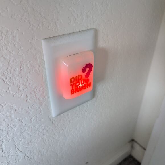 Vintage Sylvania Night Light "Did you Brush?" - 1980s - New In Package TESTED - Picture 5 of 7